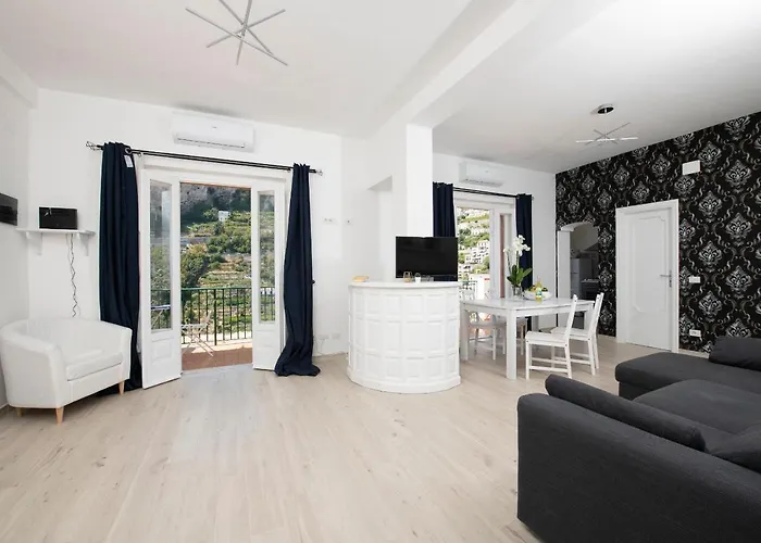 Venere House -balcony & Seaview Apartment